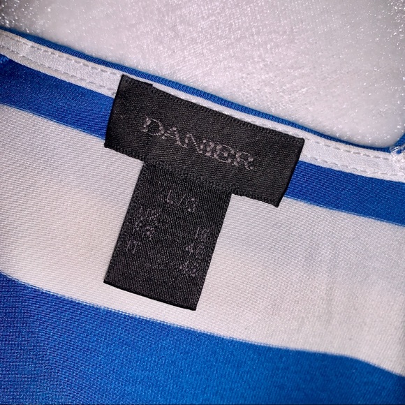 Flattering Danier Tank Top - Picture 4 of 4